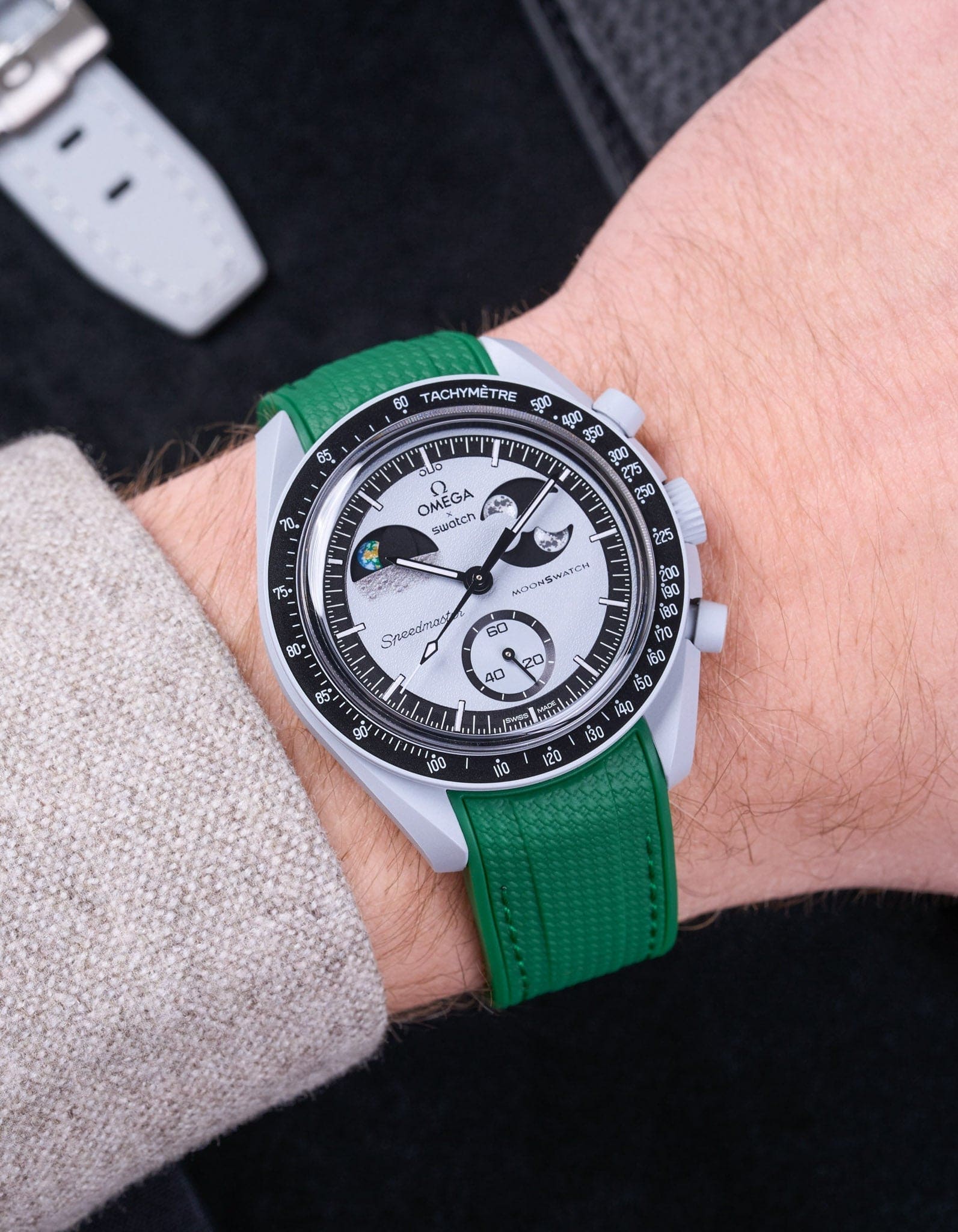 Casual sporthorloge met groene band